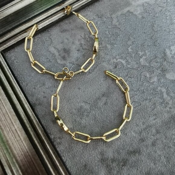 Michael Kors Signature Hoop Chain Link Goldtone Hoop Earrings - Picture 2 of 3